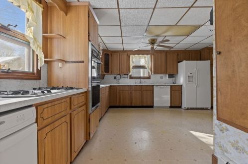 665 Broad St, Weymouth MA 02188-1712 exterior