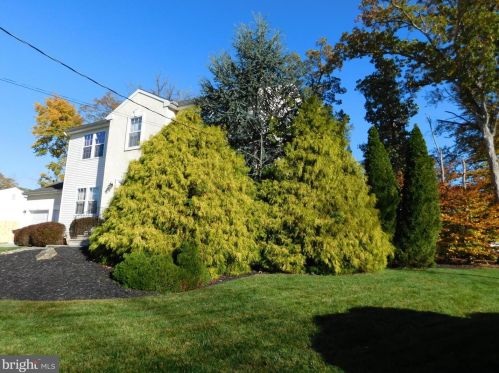 612 Schaeffer Ave, West Deptford NJ 08096-6631 exterior