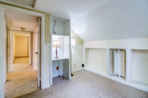 434 East St, South Hadley MA 01075-2118 exterior