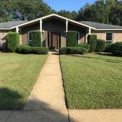 6212 Lampwood Ct, Mobile AL  36693-3404 exterior