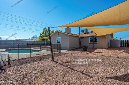 1023 Charleston Ave, Phoenix AZ  85022-1143 exterior