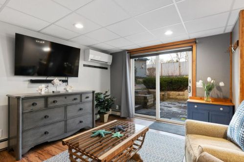 16 Joshuas Way, Chatham MA 02633-1565 exterior