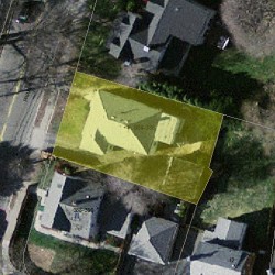 384 Parker St, Newton MA 02459-2605 aerial view