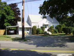 405 Crafts St, Newton, MA 02460-1138