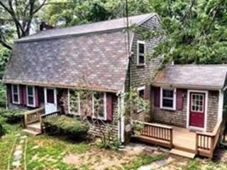 15 Sunrise Ave, Plymouth, MA 02360-2056