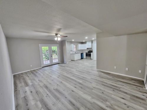 4118 Salem Dr, Garland TX  75043-3229 exterior