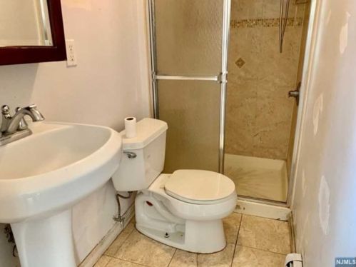 412 Sussex St, East Newark NJ  07029-2210 exterior