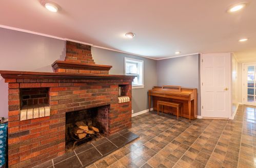 2242 Kenilworth Ave, Forest View IL 60402-2213 exterior