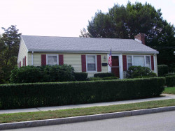 282 River St, Newton, MA 02465-1436