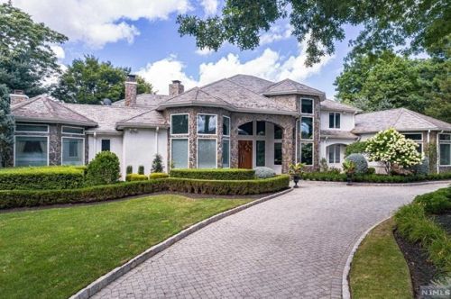 354 Madison Ave, Cresskill NJ 07626-1338 exterior