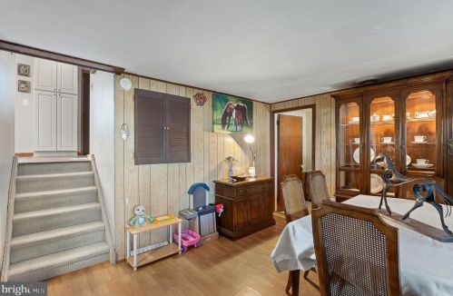 260 Columbus Dr, West Deptford NJ 08051-1258 exterior