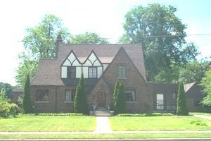 305 Elm St, Saginaw, MI 48602-1830