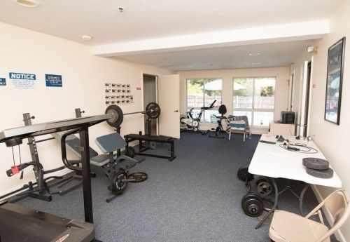 160 Burkhall St, Weymouth MA 02190-3500 exterior