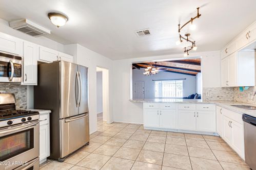 3416 Cambridge Ave, Phoenix AZ 85008-1215 exterior