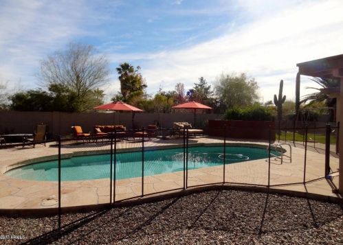 10627 44th Ct, Phoenix AZ  85028-3001 exterior