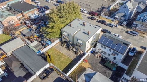 237 Stephens St, Belleville NJ 07109-3140 exterior