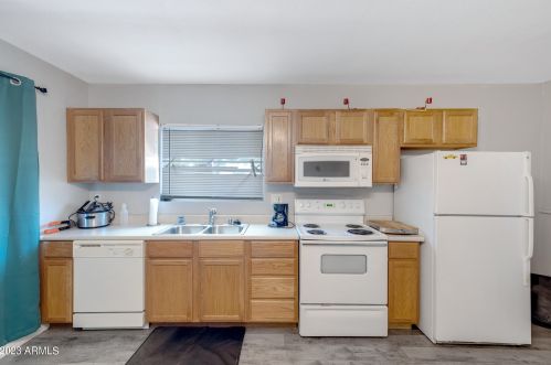 11624 31 Dr, Phoenix AZ 85029-3202 exterior