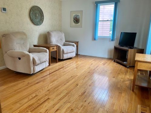 28 Ferry St, Lawrence, MA 01841-2267