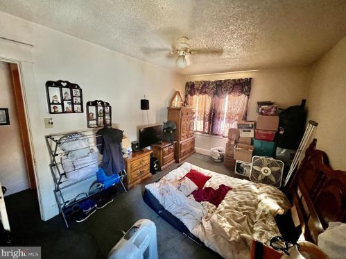 39 Harvard Ave, West Deptford NJ 08093-1808 exterior