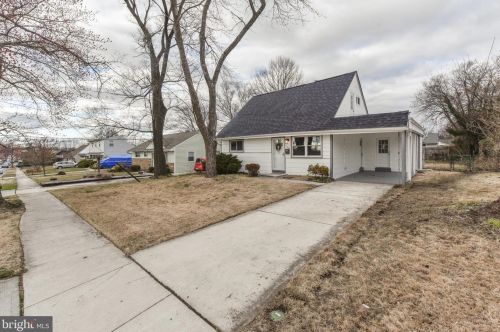 1102 Cumberland Ave, West Deptford NJ  08096-3041 exterior