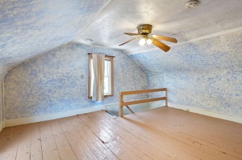 68 Gardner St, Newton MA 02458-1405 exterior