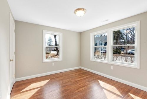 25 Eames St, North Reading MA  01864-2117 exterior