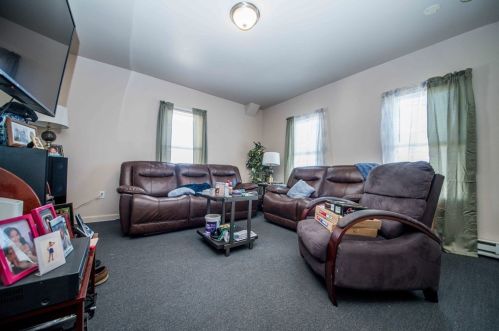 247 Dover St, Fall River MA 02721-2703 exterior