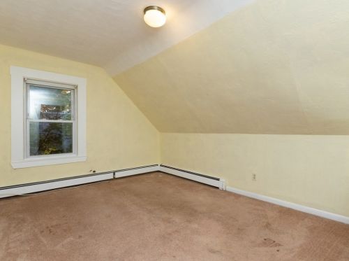 27 Barry St, Quincy MA 02169-1603 exterior