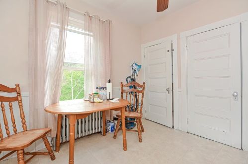 61 Prospect St, Taunton MA 02780-3422 exterior