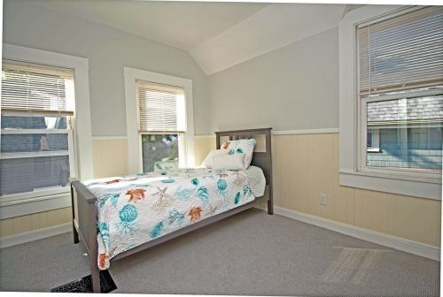 10 8th Ave, Wareham MA  02571-1302 exterior