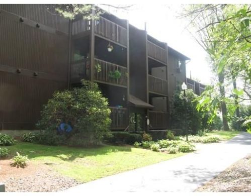 340 Sunderland Rd, Worcester MA  01604-2560 exterior