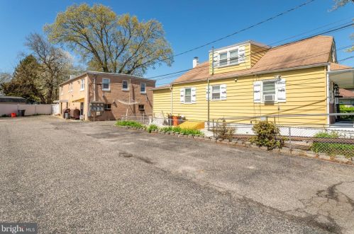 1116 Delsea Dr, West Deptford NJ  08093-2250 exterior