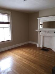 18 Swan Pl, Arlington MA  02476-6512 exterior