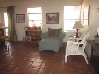 2330 Monterosa St, Phoenix AZ  85016-6220 exterior