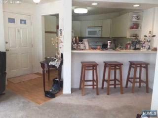 1492 Westgate Dr, West Fort Lee NJ  07024-2149 exterior