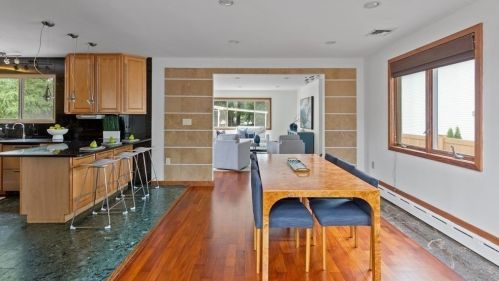 411 Parker St, Newton MA 02459-2545 exterior