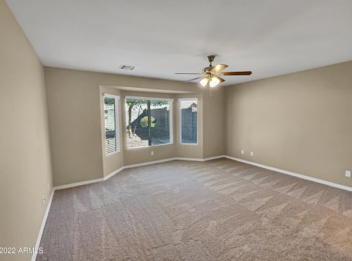 5521 27 Dr, Phoenix AZ 85045-2210 exterior