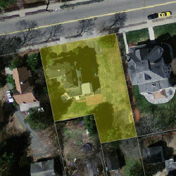 154 Lincoln St, Newton MA 02461-1510 aerial view