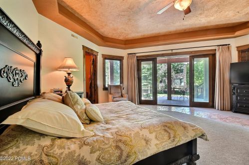 2702 Est Dr, Park City UT 84060-6878 exterior