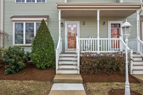 646 Bedford St, Whitman, MA 02382-1873