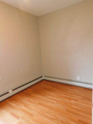 951 Rodman St, Fall River MA  02721-3947 exterior