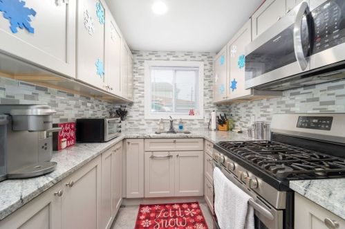 31 Edison St, New Bedford MA  02745-5029 exterior