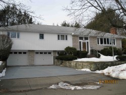 121 Deborah Rd, Newton, MA 02459-2866