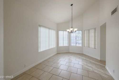 18841 43 Pl, Phoenix AZ 85050-3736 exterior