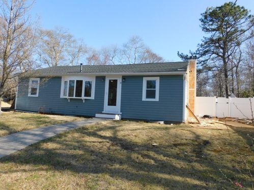 16 Janet St, Plymouth MA  02360-1412 exterior