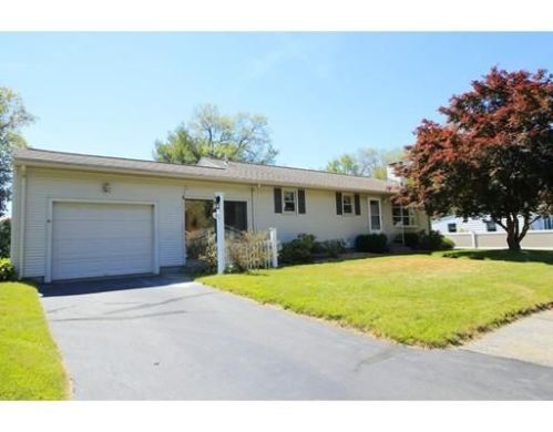 10 Kinglet Dr, Shrewsbury, MA 01545-4315