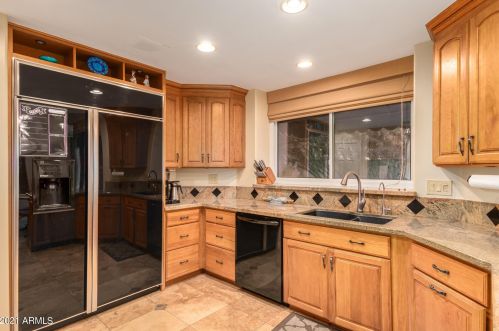 14002 34 Pl, Phoenix AZ 85032-5309 exterior