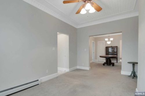 16 Argyle Pl, Kearny NJ 07032-2705 exterior