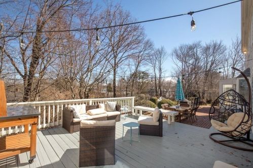 36 Hersey St, Hingham MA exterior