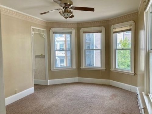 340 Earle St, New Bedford MA 02746-1814 exterior